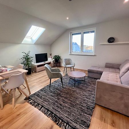 Cozy Apartment Near Vienna Airport Schwechat Extérieur photo