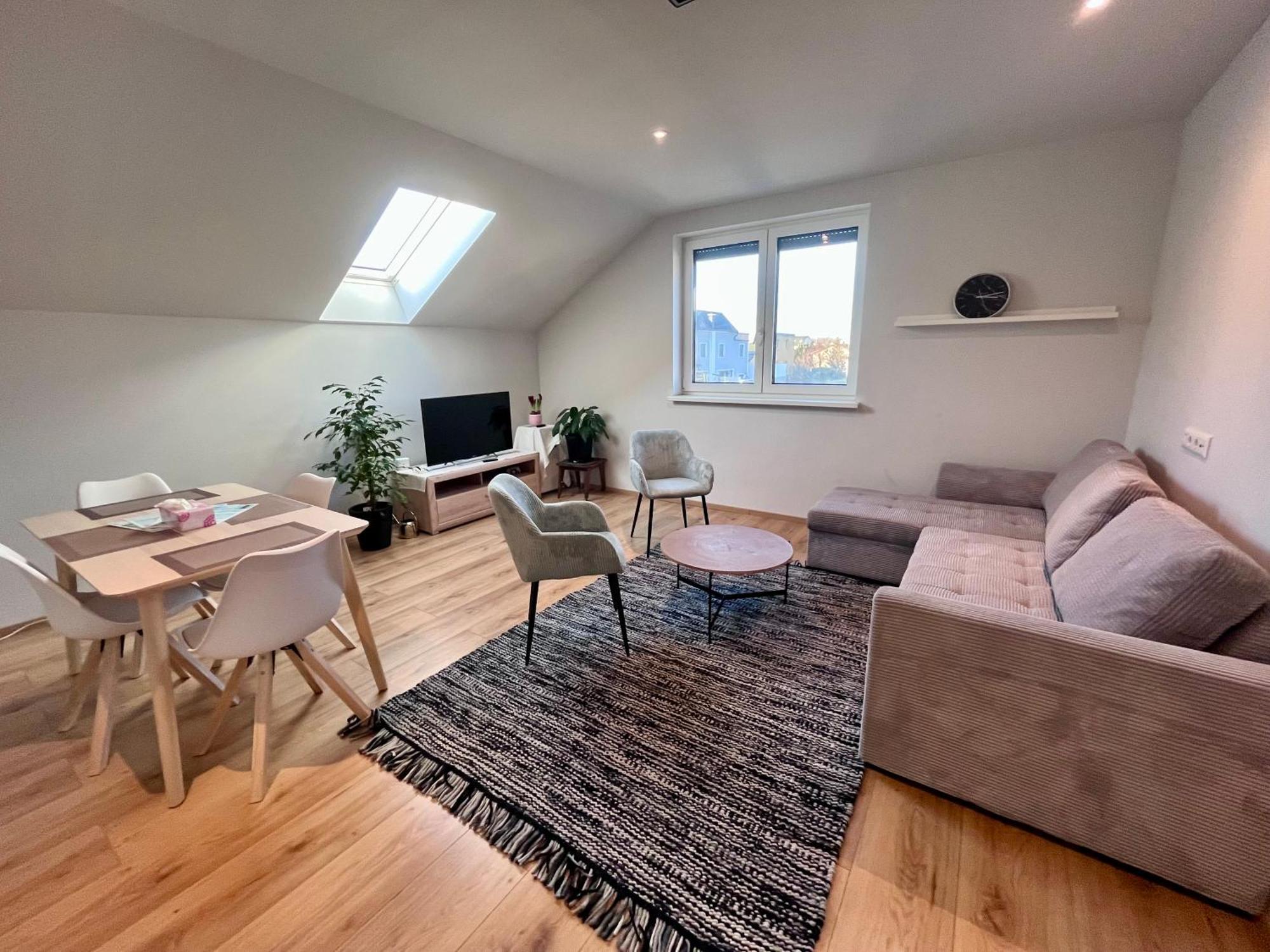 Cozy Apartment Near Vienna Airport Schwechat Extérieur photo